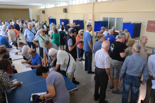 Ουρές στις εκλογές του ΠΑΣΟΚ